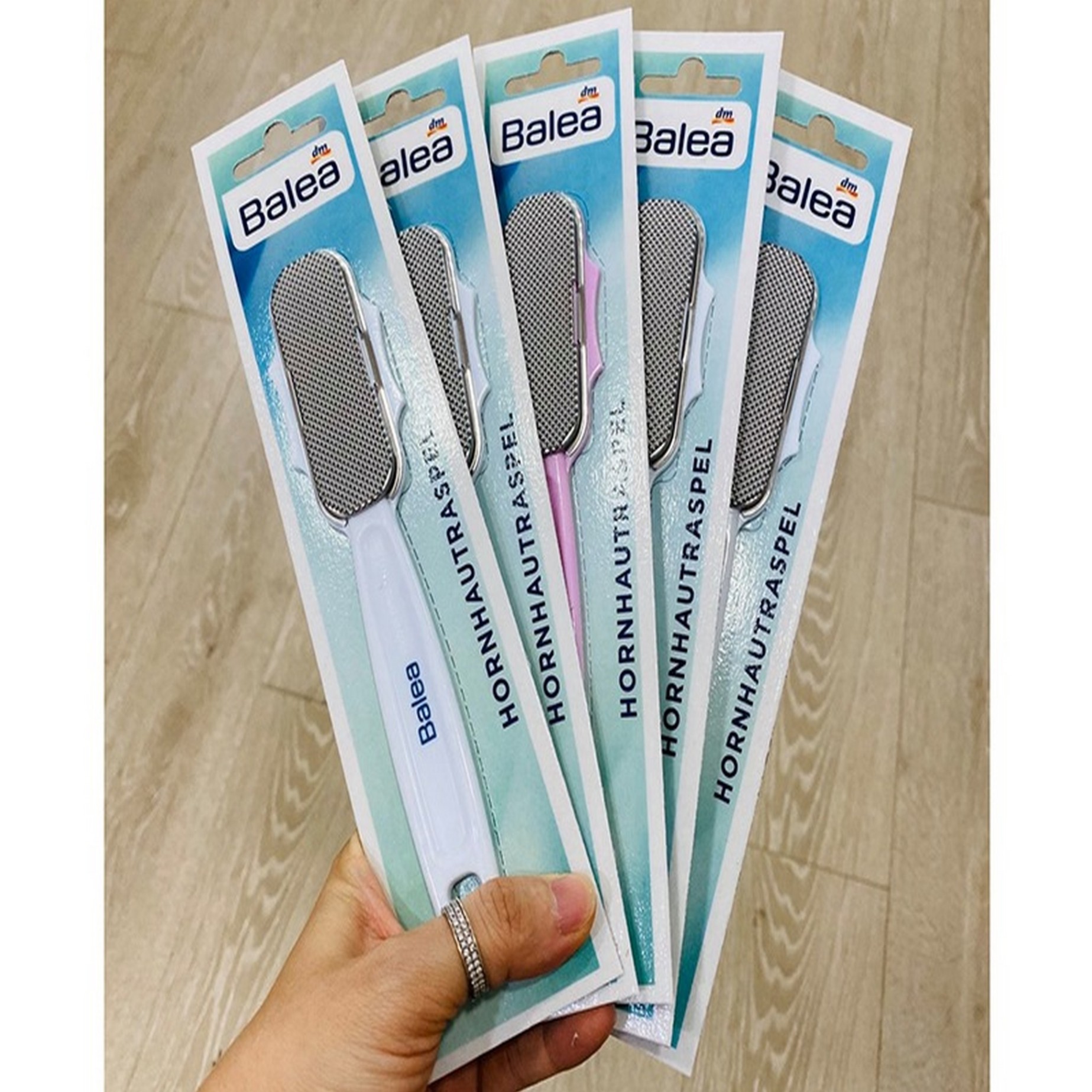 Chà gót chân Balea