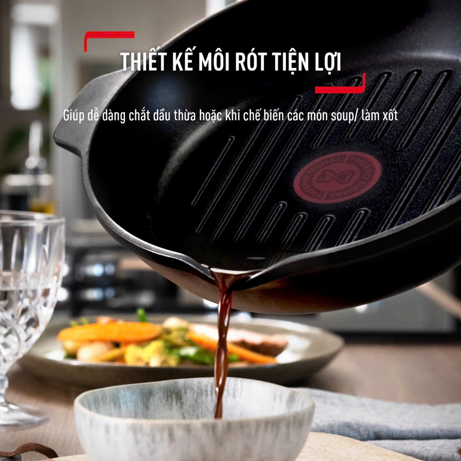 Chảo đúc cao cấp Tefal Robusto có miệng rót 20cm