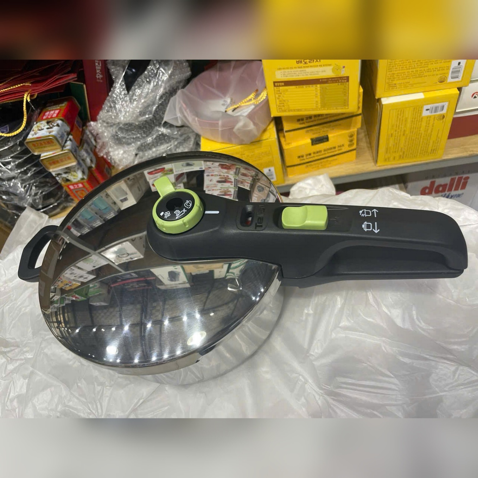 Nồi áp suất Inox cao cấp Tefal Secure Trendy, 4L