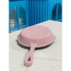 Chảo gang Oceno có vòi rót màu hồng 16cm