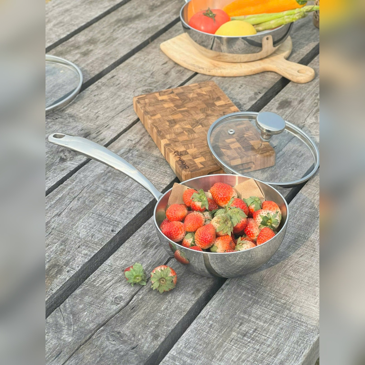 Chảo đúc Inox 3 lớp đáy liền sâu lòng Tri-ply có vung kính Kaiyo, 18cm