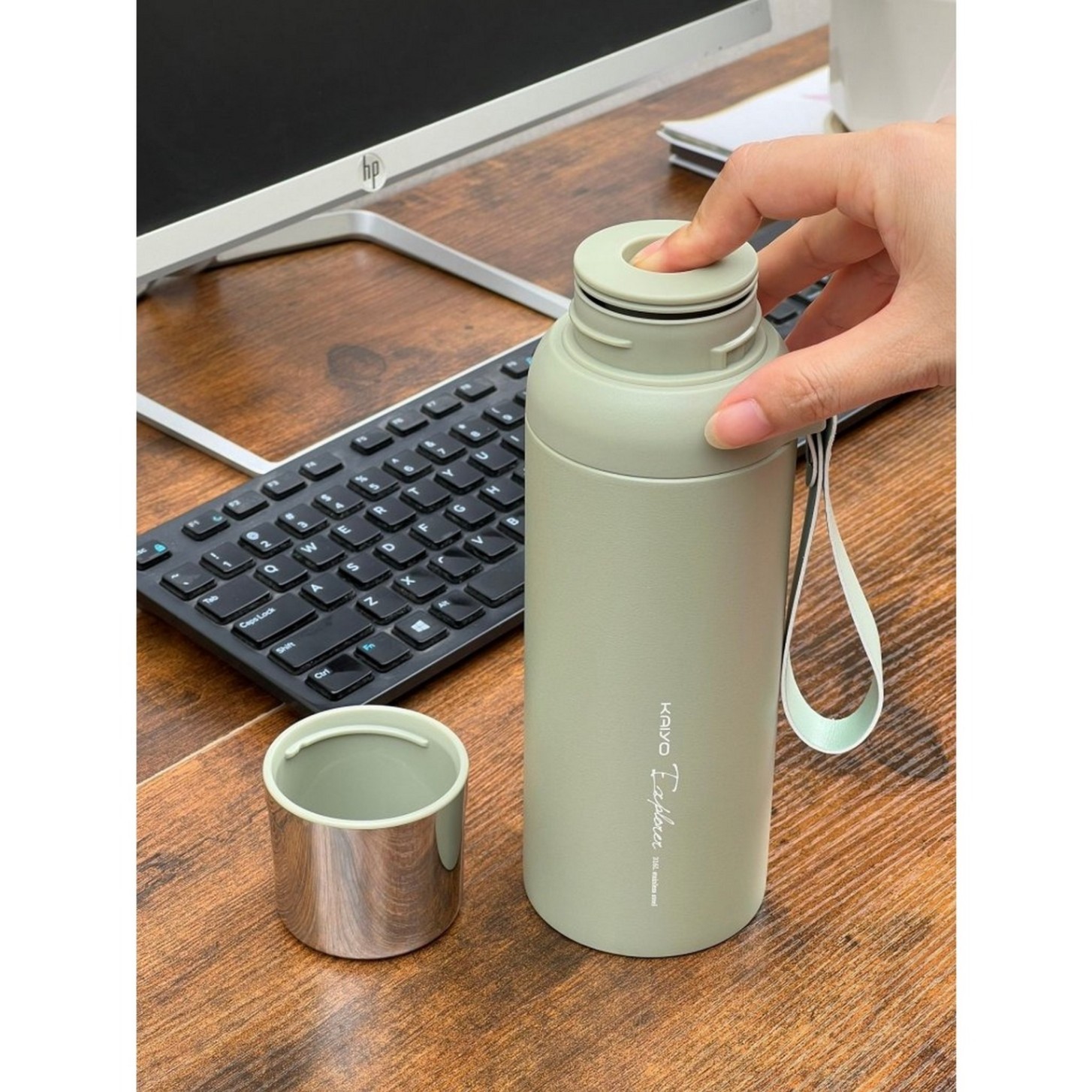 Bình giữ nhiệt 2 lớp inox Kaiyo màu xanh 600ml