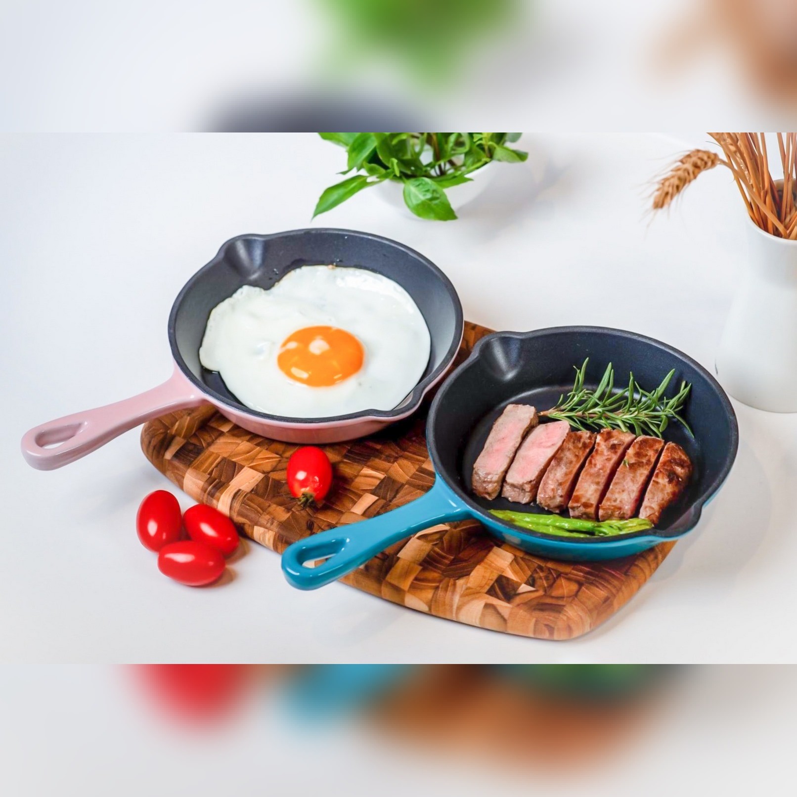 Chảo gang Oceno có vòi rót màu xanh 26cm