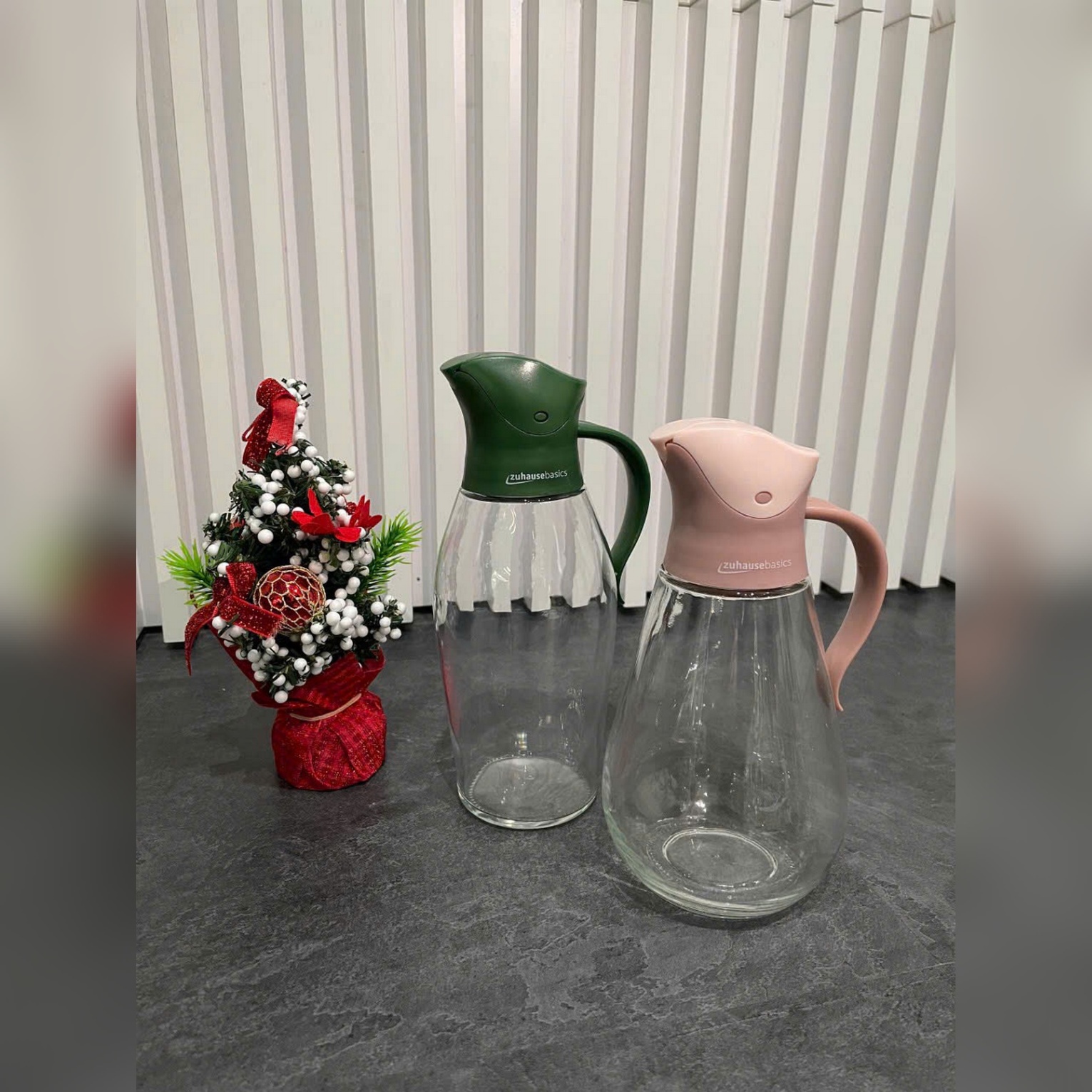 LBLZB93 - Lọ thủy tinh 550ml có nắp đậy bằng nhựa dựng dầu và giấm hiệu: ZUHAUSE BASICS (hồng, tím, xám)