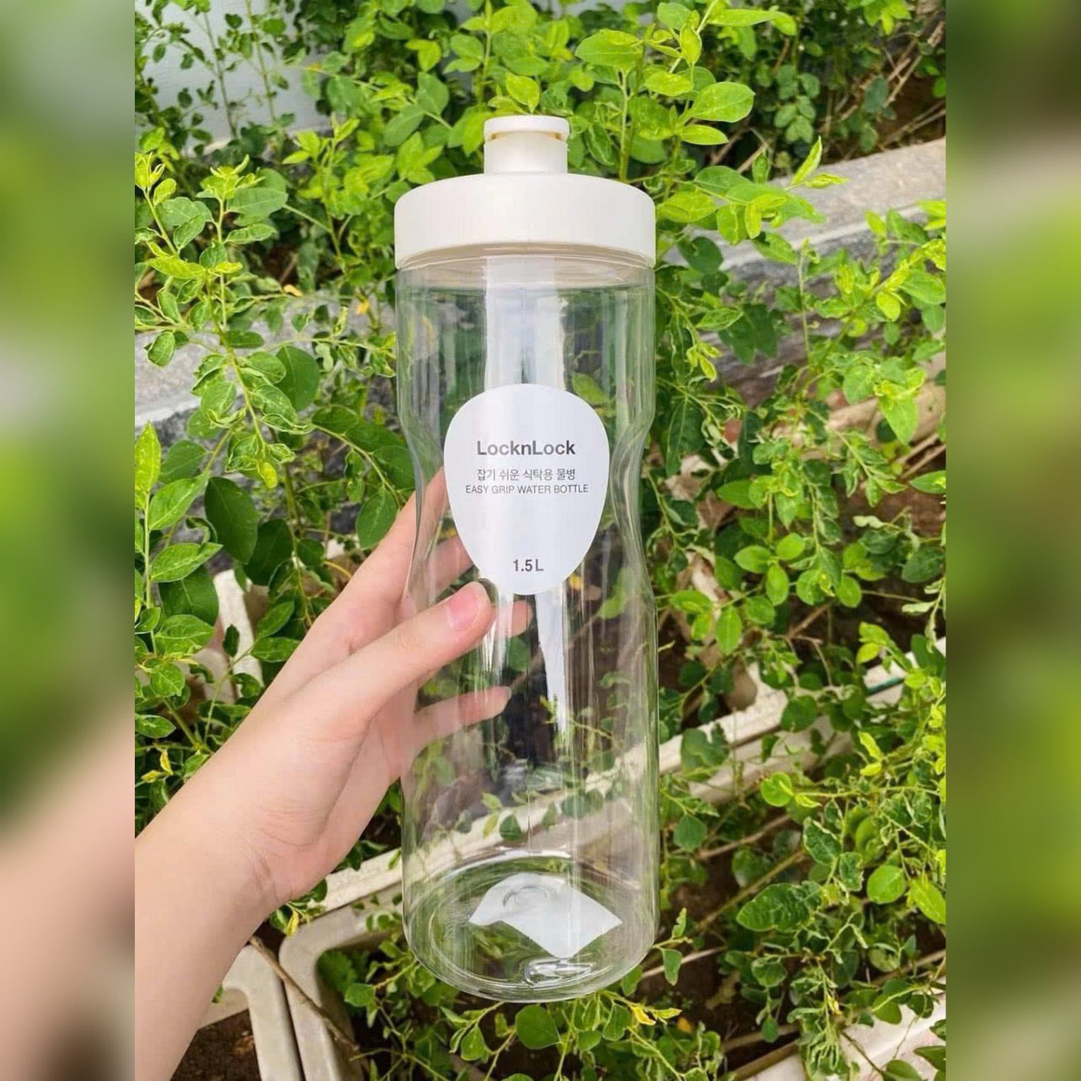 Bình nhựa đựng nước Lock&Lock HAP814WHT 1.5L