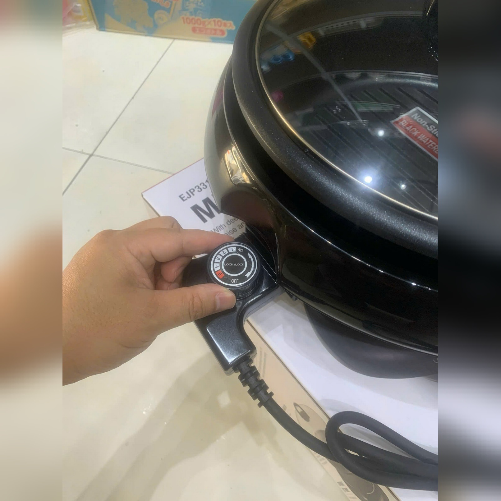 EJP331BLK - Nồi điện đa năng L&L DSA-8280A, 28cm, 5L, AC220-240V, 50/60HZ, 1350-1650W - Màu đen