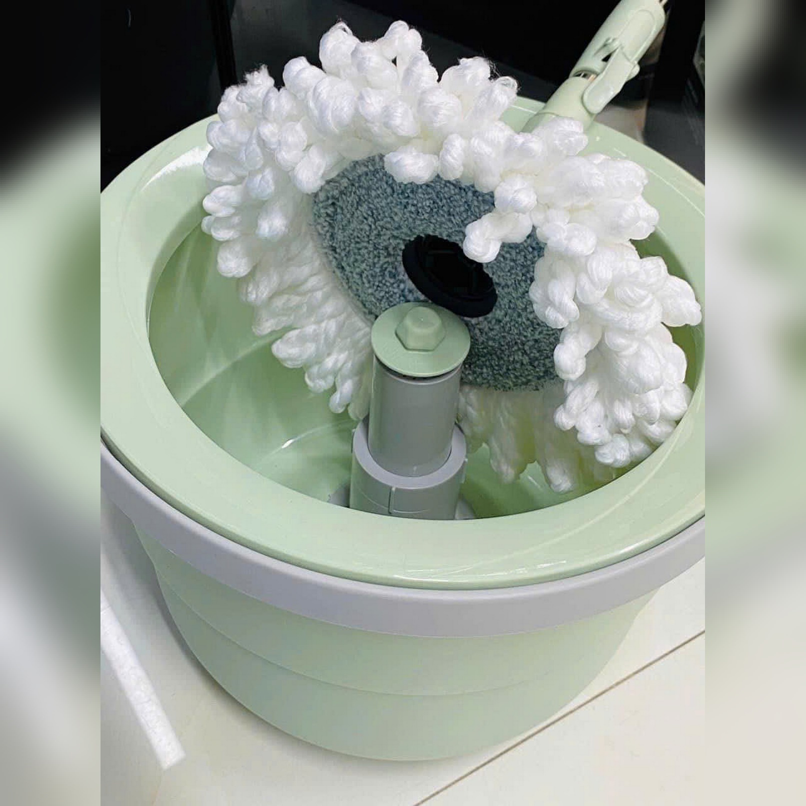 Cây lau nhà mini Spin Mop Lock&Lock ETM498MIT - Xanh Mint