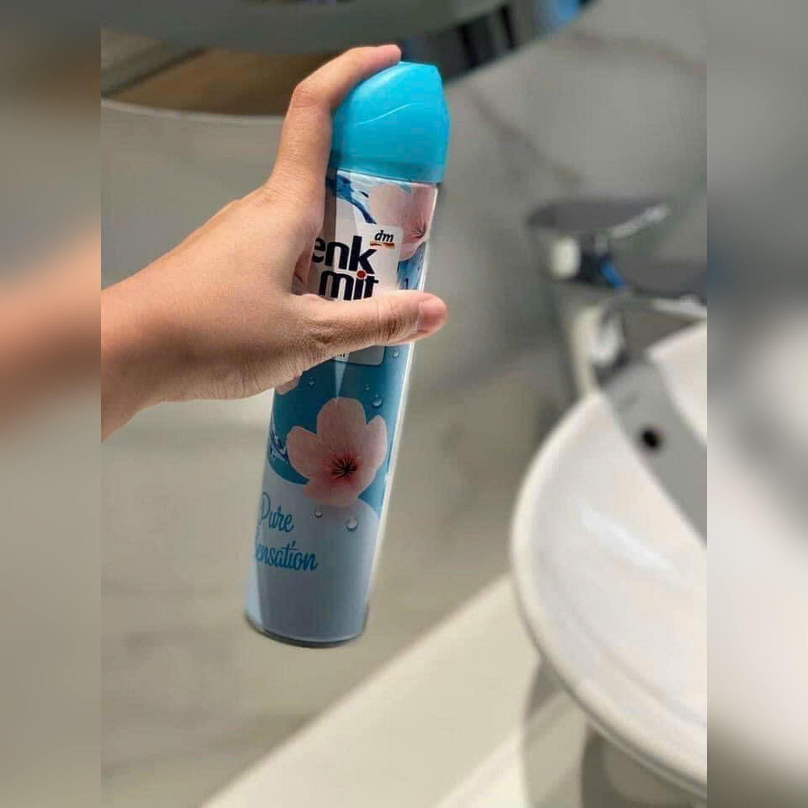 Thơm phòng denkmit 2093 (xanh)