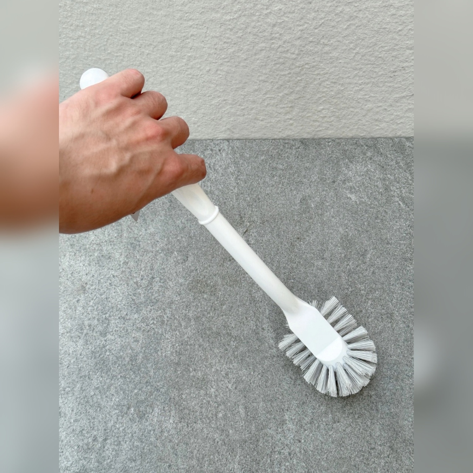 Chổi cọ toilet đầu tròn cước sóng MIRAI