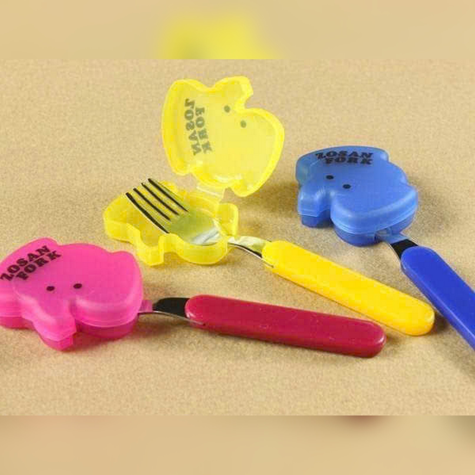 Thìa inox cho bé kèm hộp đựng hình thú