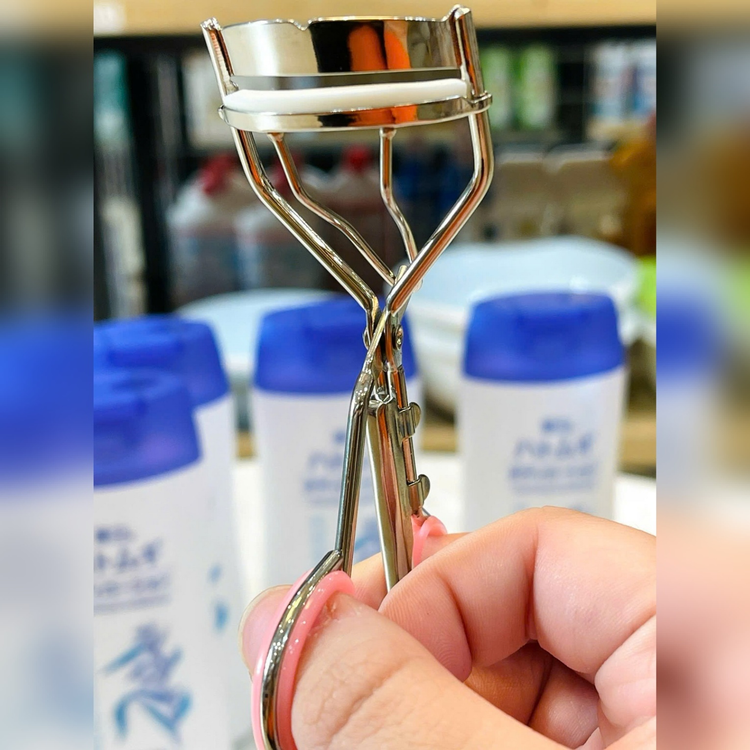 Bấm mi cong inox Seria